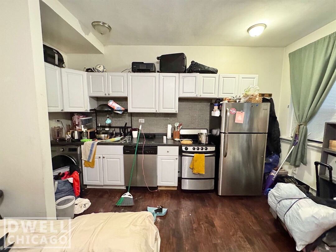 Foto principal - 3350 N Marshfield Ave