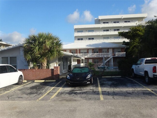 Foto del edificio - 3217 NE 11th St