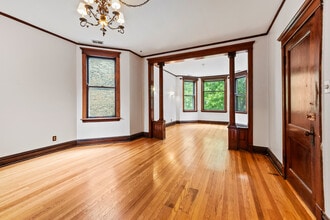 Building Photo - 2639 N Whipple St