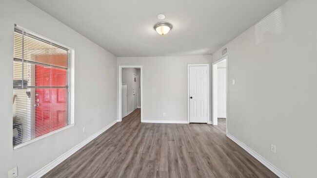 Foto del edificio - 1236 2nd Ave N