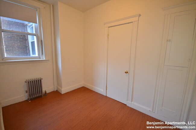 Foto del edificio - 66 Chiswick Rd