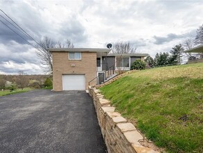 Building Photo - 4974 PA-982
