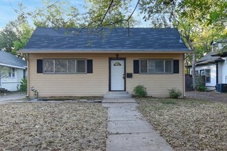 Building Photo - 1507 Bois D'Arc St