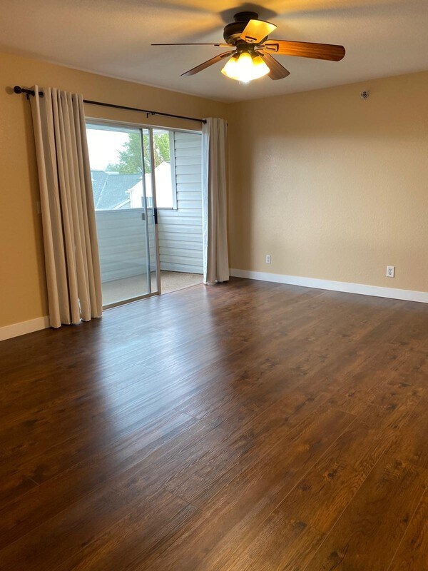 Photo - 537 S 900 E Apartment