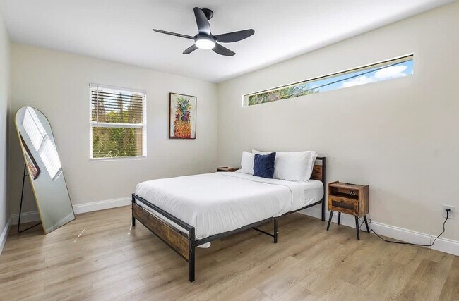 Foto del edificio - 4603 N Ocean Blvd