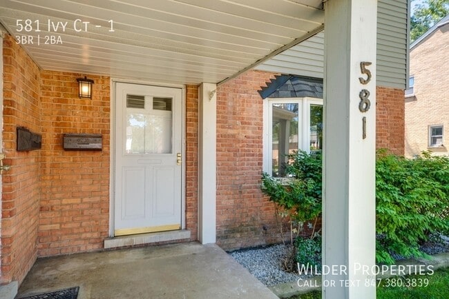 Building Photo - 581 Ivy Ct