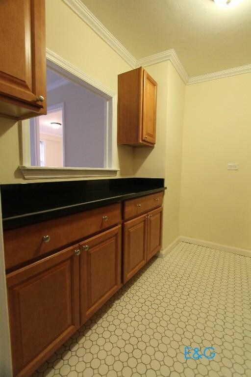 Foto del edificio - 18311 Hillside Ave
