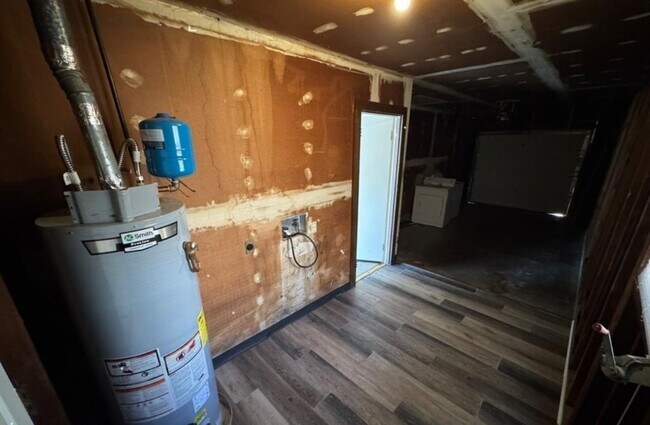 Building Photo - 171 Carol Susan Ln