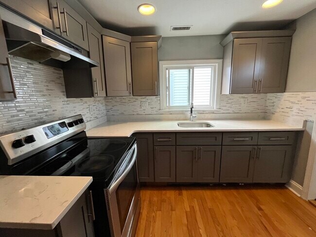 Foto del edificio - 949 Dorchester Ave