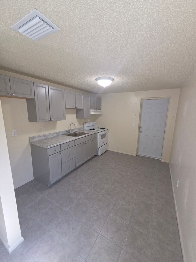 Foto del edificio - 217 58th Ave E