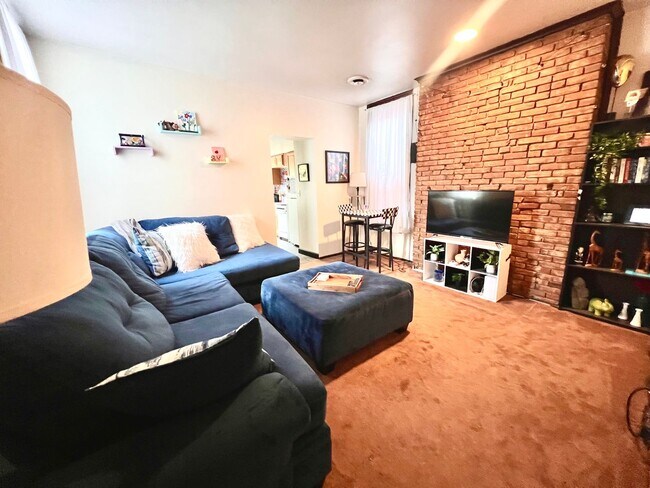 Foto del edificio - 332 Lehigh Ave