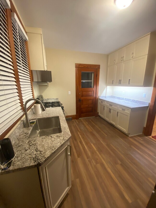 Foto del edificio - 261 Orchard St