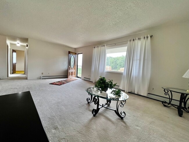 Foto del edificio - Peaceful Country Living | Mountain Views + Spacious 2 Bed Retreat