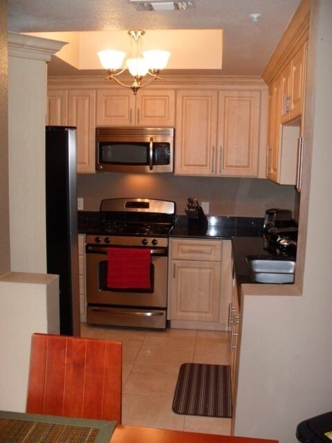 Foto del edificio - Meridian Luxury Top-Floor Condo with amazi...