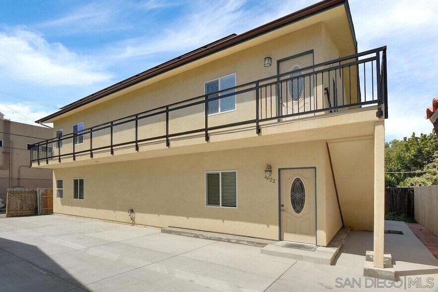 Primary Photo - 4624 Idaho St