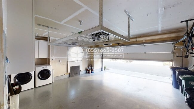 Building Photo - 473 S Clovercrest Ln