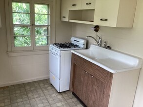 Building Photo - 5151 N 54th St