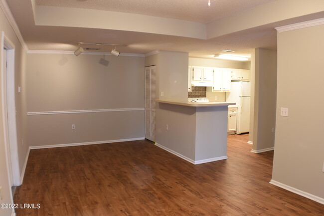 Building Photo - 50 Pebble Beach Cove