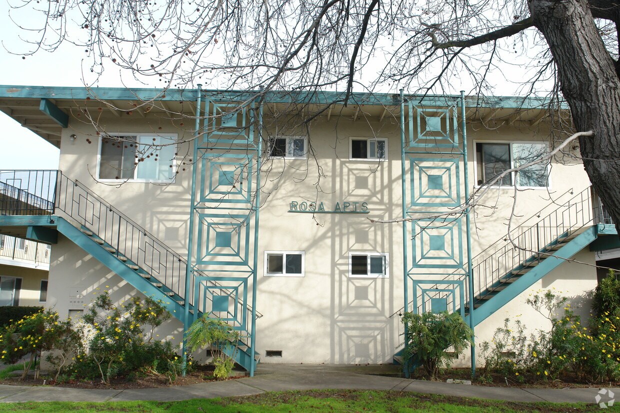 Building Photo - 1124 Roewill Dr