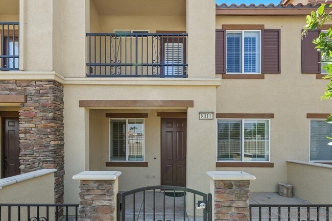 Building Photo - 8011 City View Pl