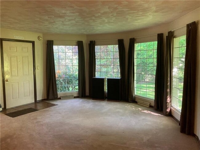 Building Photo - 3922 Anderson Rd