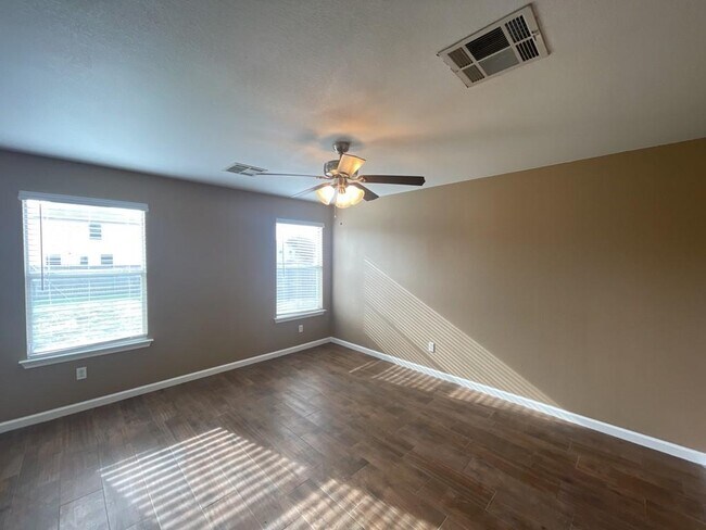 Foto del edificio - 2209 Whistling Way