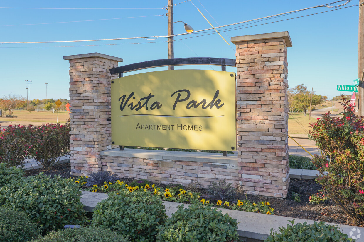 Foto principal - Vista Park Apartments