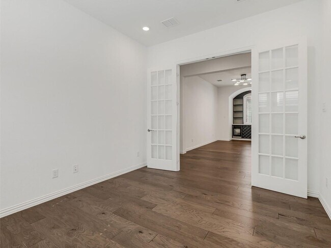 Foto del edificio - 8308 Pine Valley Dr