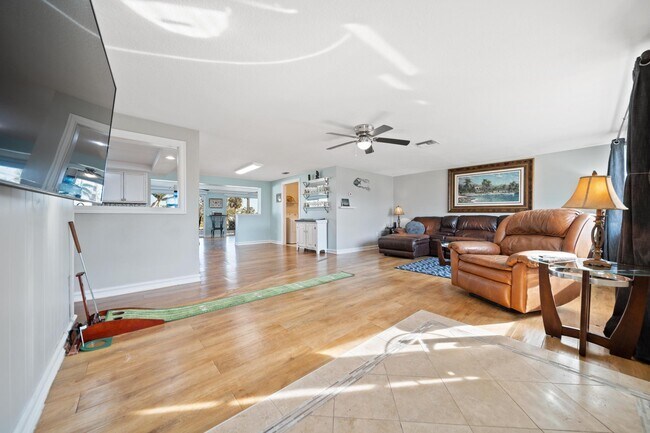 Foto del edificio - 121 Carlisle Ave NW