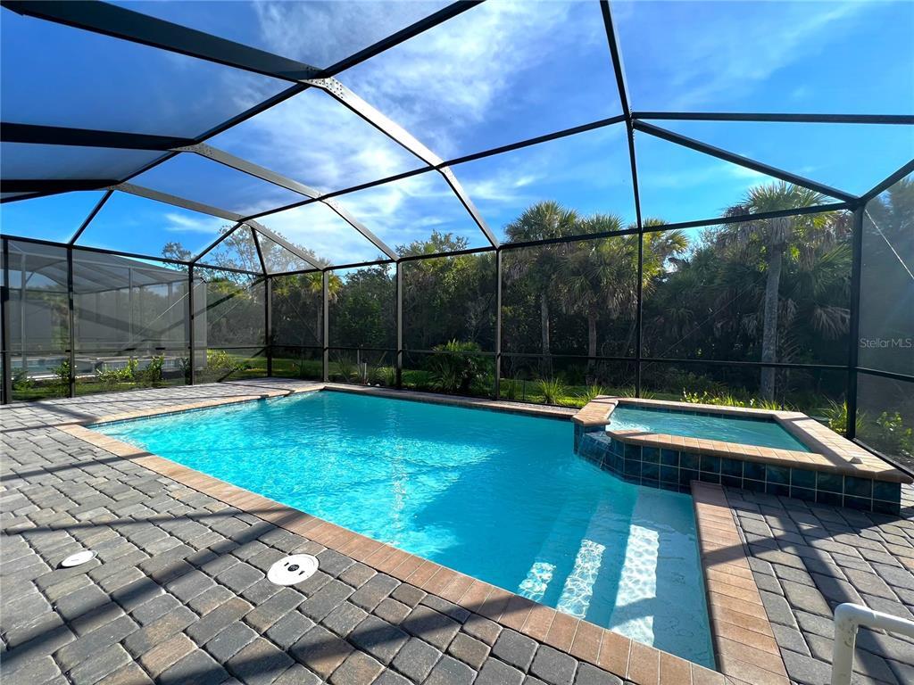 Foto principal - 14700 Cherry Blossom Wy