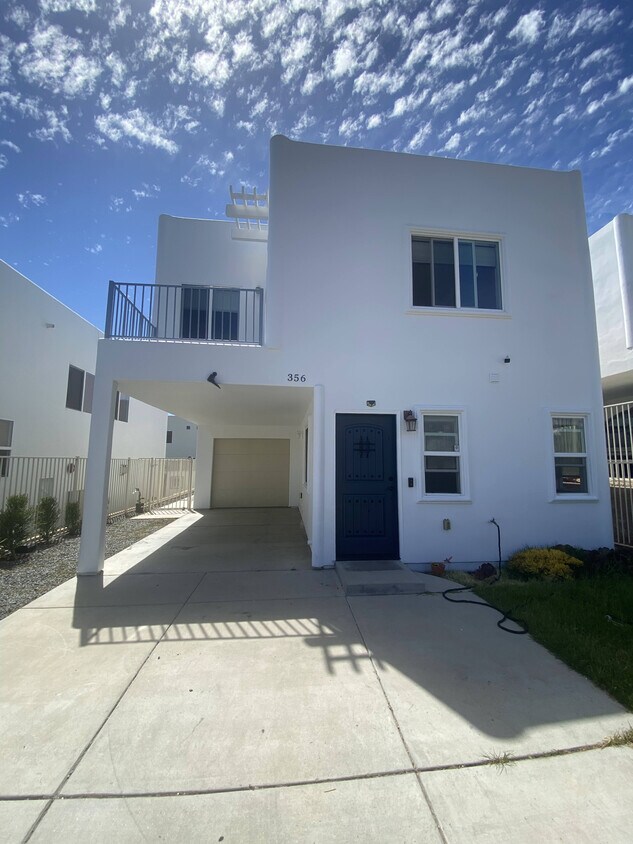 Primary Photo - 356 La Presa Ave