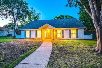Building Photo - 1705 Westridge Dr