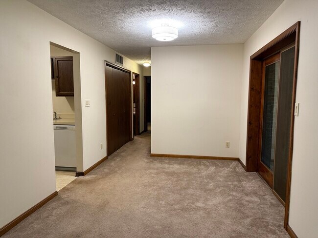 Foto del edificio - 23243 White Birch Ct