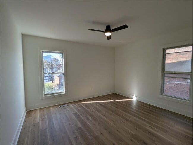 Foto del edificio - 619 Carpenter St