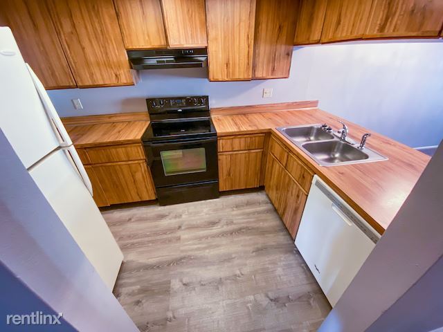 Building Photo - 430 Breakwater Dr