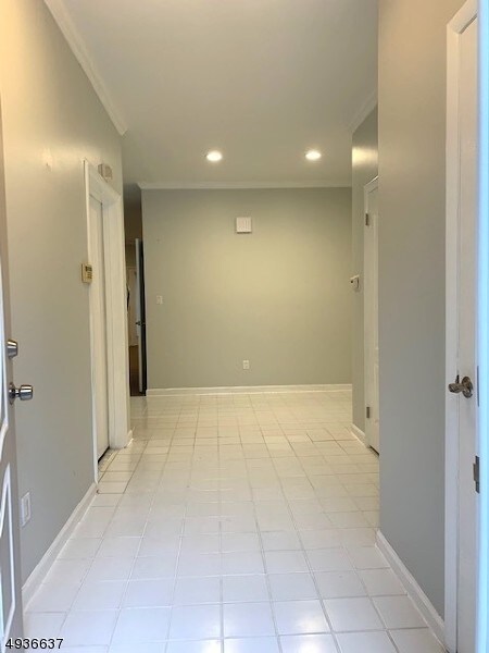 Building Photo - 8501 Brittany Dr