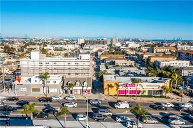 Photo - Office/Retail unit on Gaffey Available Apartment
