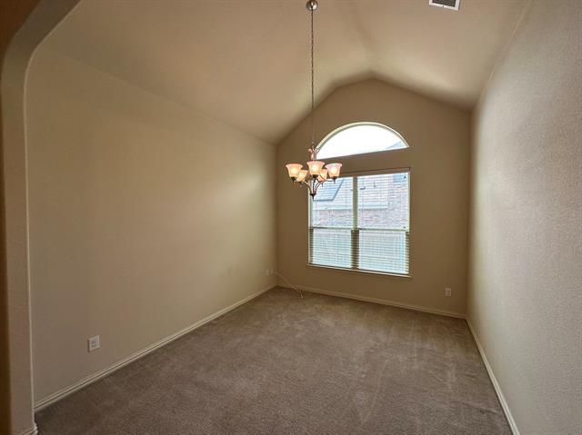 Foto del edificio - 7420 Rose Crest Blvd