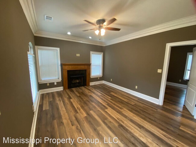 Building Photo - 3 br, 3 bath House - 160 Falls Grove Drive