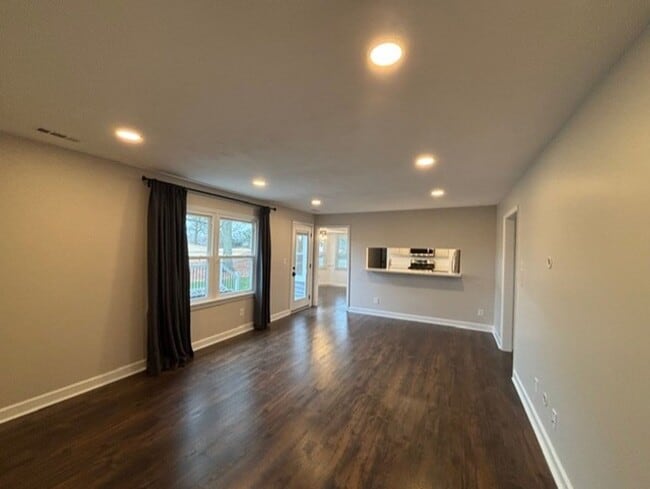 Foto del edificio - Cypress Point