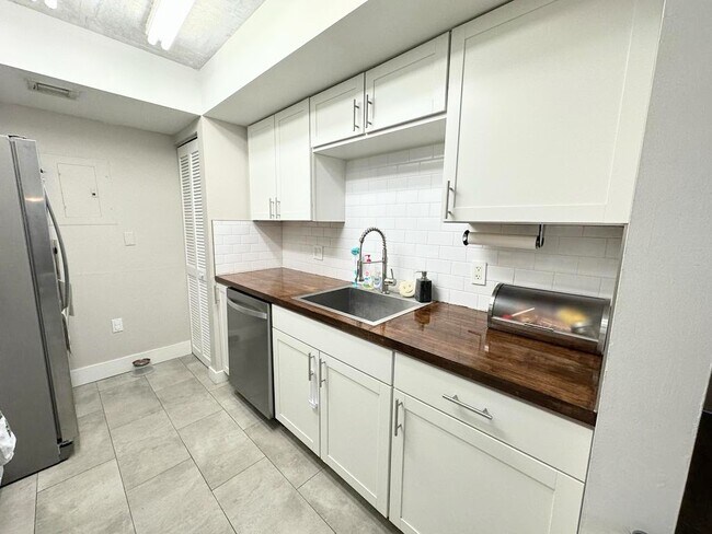 Kitchen with pantry - 201 NW 7th St