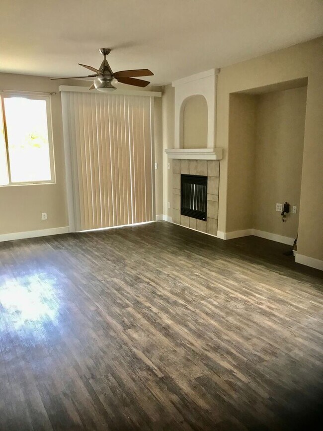 Foto del edificio - Newly Renovated 4x2 Single Story Home