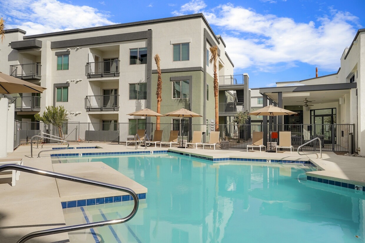 Nacona Rentals in Glendale at 8772 N 67th Ave Glendale, AZ | Apartments.com