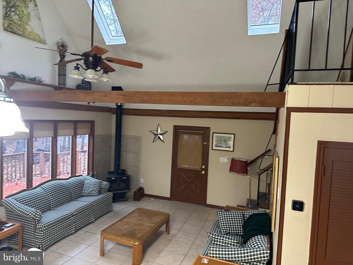 412 Northwood Cir, Cross Junction, VA 22625 House Rental in Cross Junction, VA