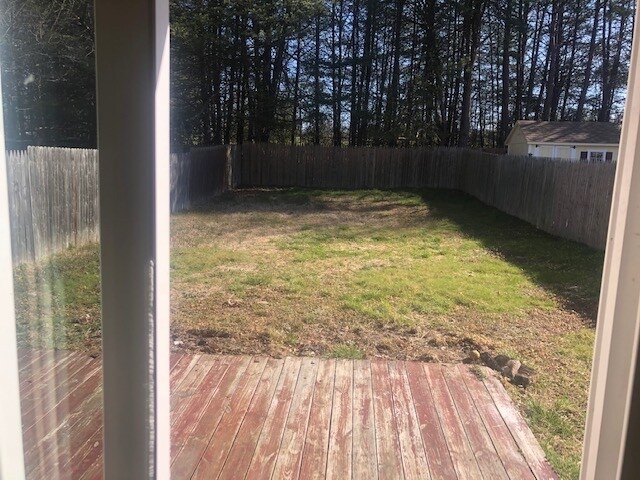 Building Photo - 561 Loch Lomond Dr