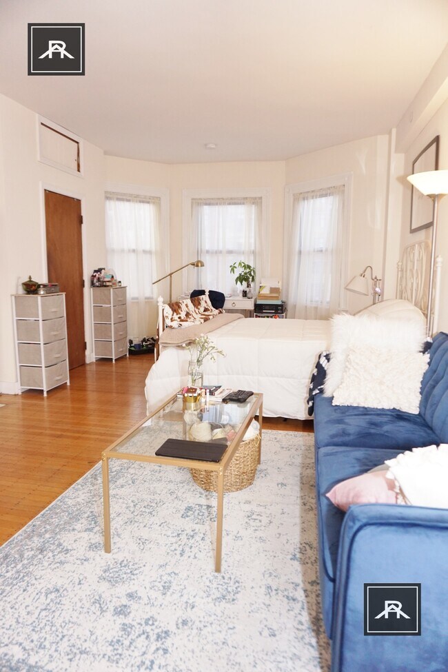 Foto del edificio - 901 Beacon St
