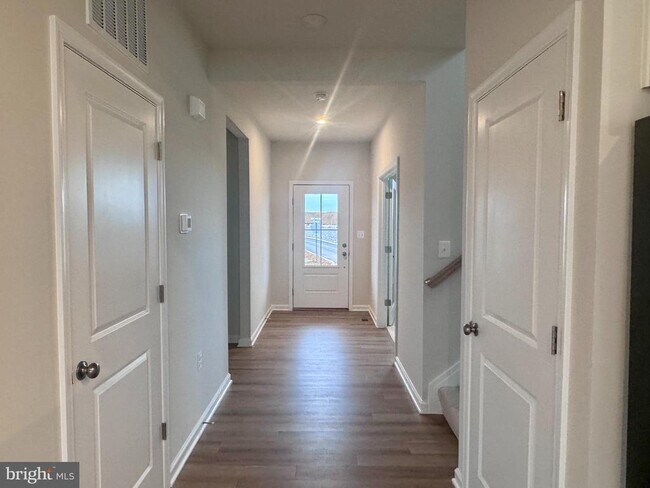 Foto del edificio - 37 Taft Ave