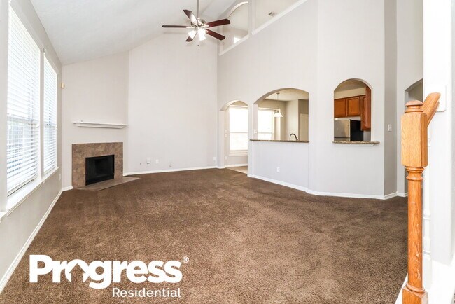 Foto del edificio - 12015 Raven View Dr