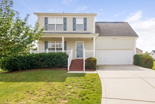 Building Photo - 15257 Pangborn Pl