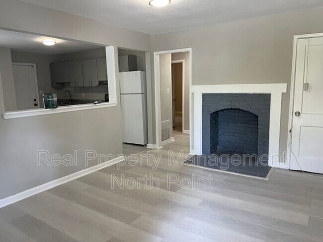 Foto del edificio - 456 Birney St NE
